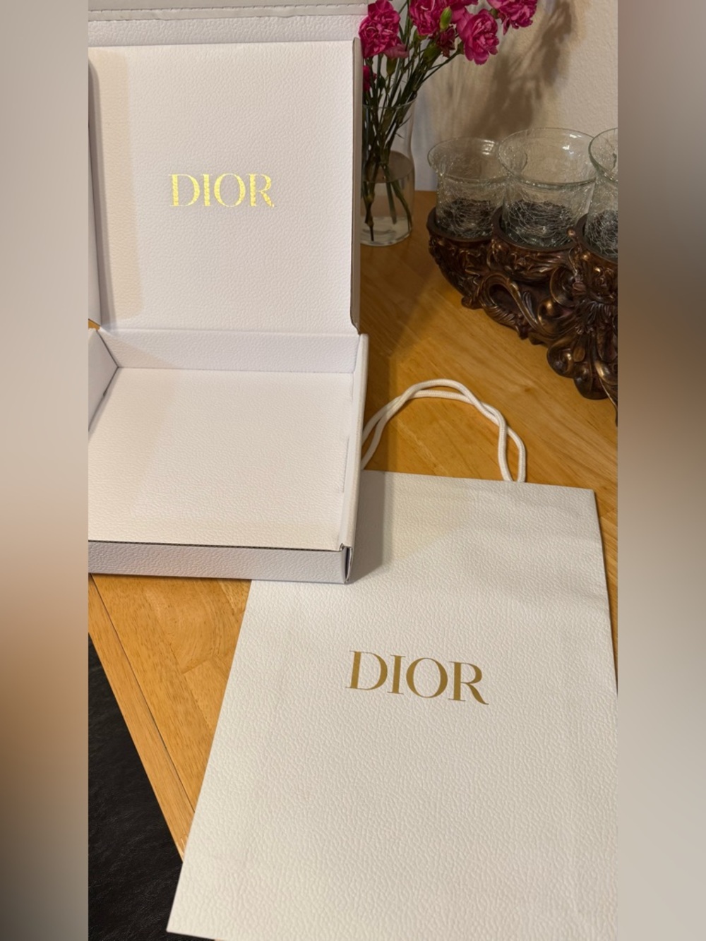 Dior White and Gold Logo Gift Set - Box & Shopping Bag
